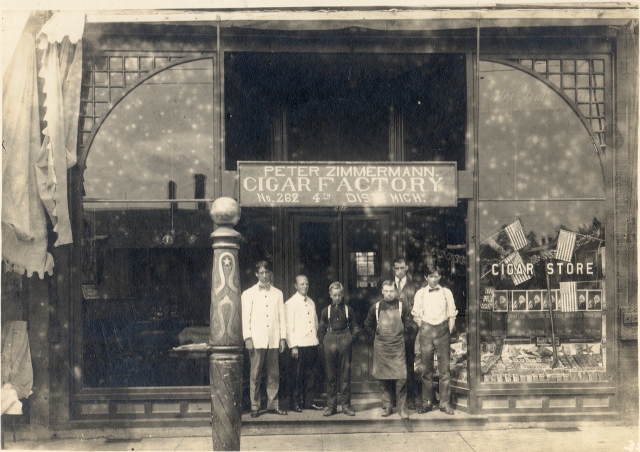 Employees outside the Zimmerman Cigar Factory on Cedar Street. Lyle Kotchen Collection 