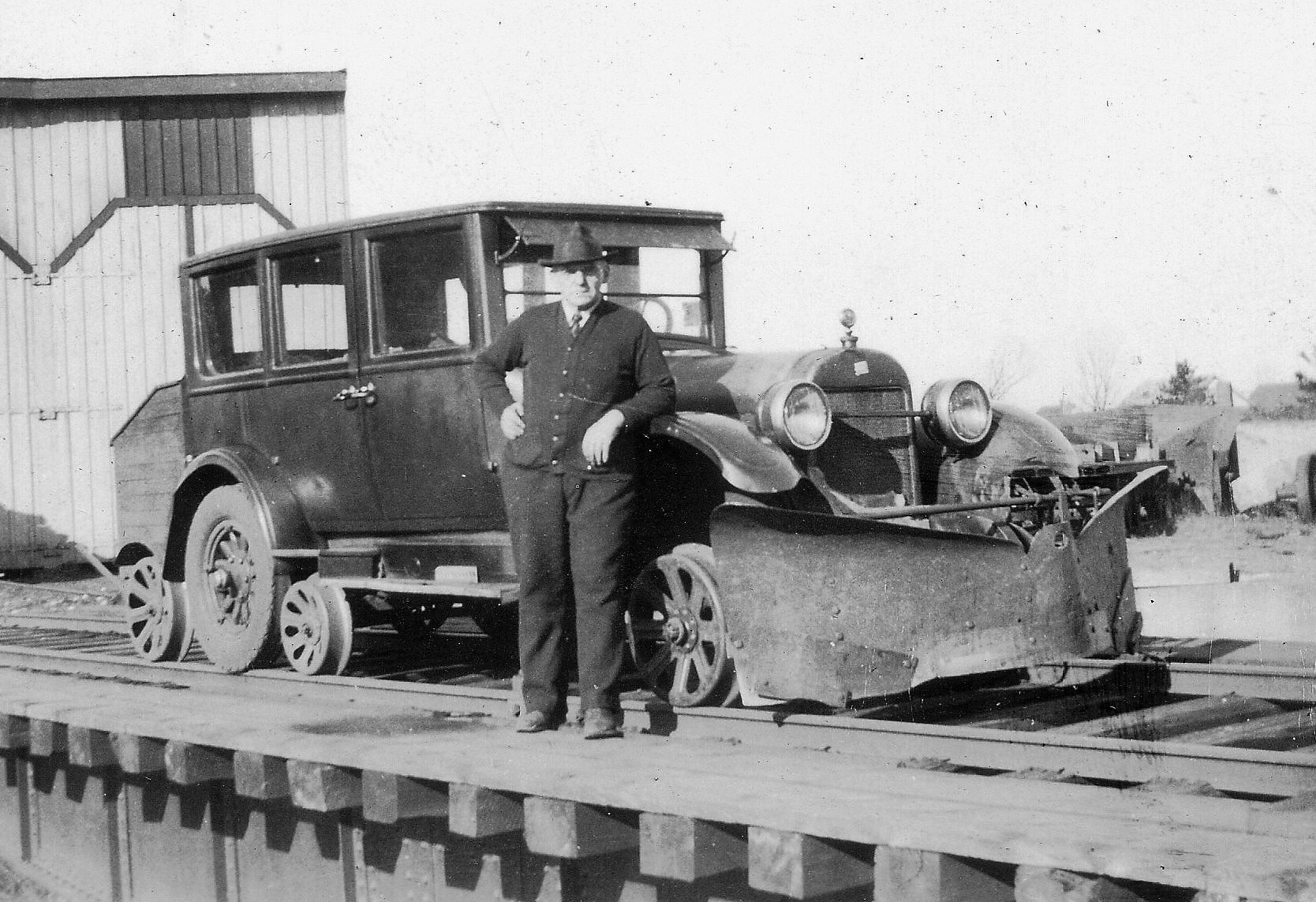 1936 photo of the mail car showing the snowplow mounted on the front. Niles/Helmka Family Collection