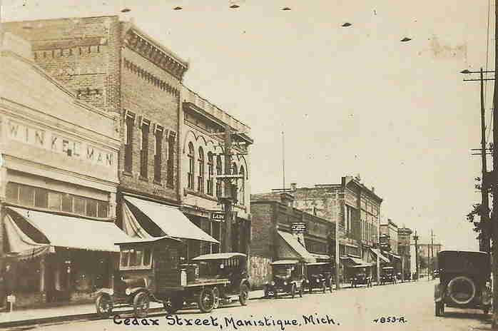Pictured above is a circa 1920 image of Winkelman’s Department Store (far left).